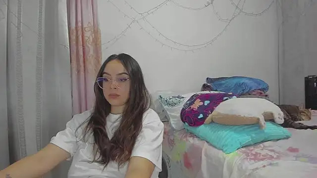 HARLEYNAPIER's Live XXX Chat
