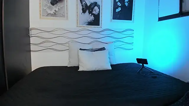 queenceleste69 即時 XXX 聊天