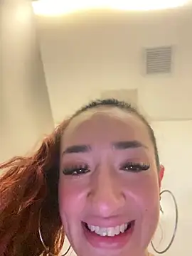 ariiel_'s Live XXX Chat