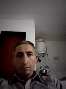 Chat XXX en directo de Alejandro83bsf