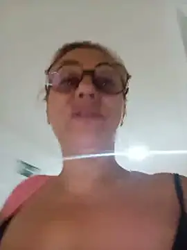 EvilBeba Chat XXX live