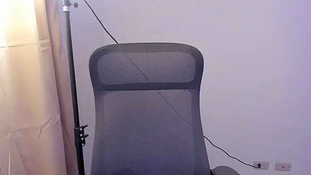 XXX chat uživo modela canelleGarces