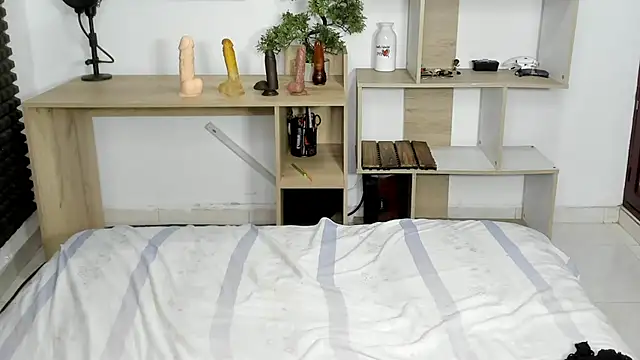 valeriavelasquez Adlı Modelin Canlı XXX Sohbeti
