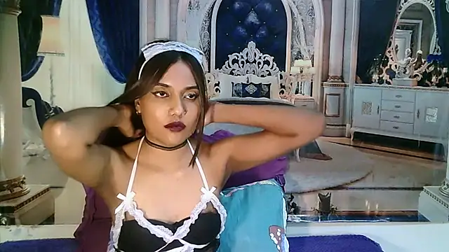 IndianSkies' Live XXX Chat