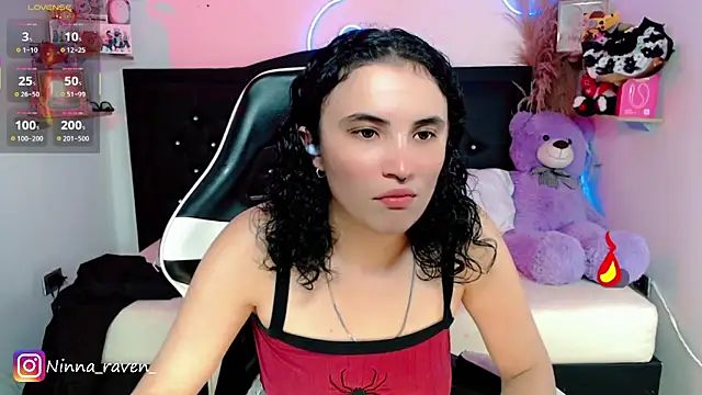 Chat +18 de Ninna_ravenn ao vivo