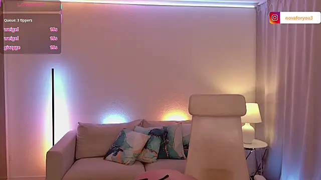 Nova-Lee – webcam-show