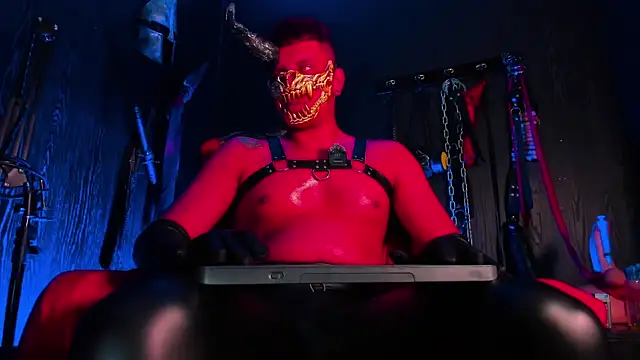 Онлайн чат XXX Master_Connor_BDSM