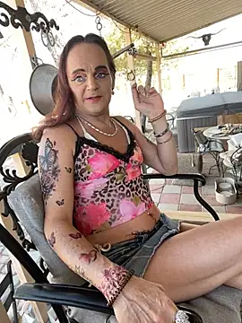 tsashelayamylynzy's Live XXX Chat