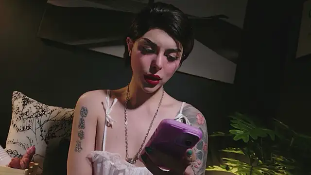 Chatroom XXX en direct de LetisiaRocks