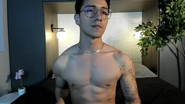 Andy_Joy_ Chat XXX in diretta
