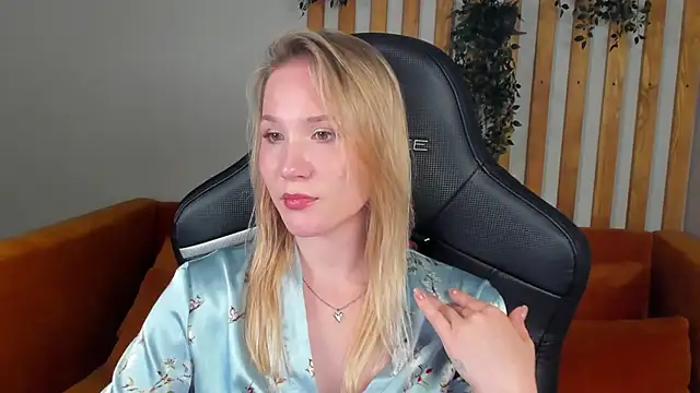 ElaraVoltage Live XXX-chat