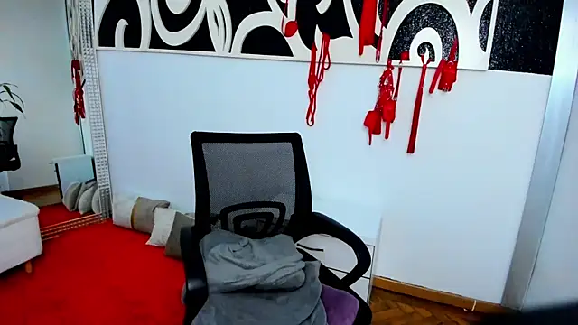 Czat XXX na żywo – Vanessa4Dom