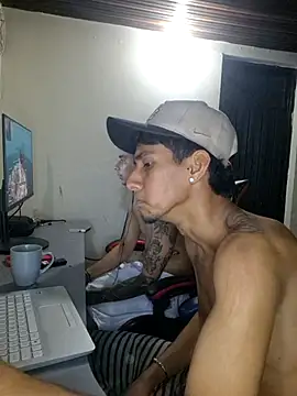Chat +18 de nino_oregano ao vivo