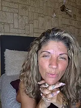 دردشة Dreamlove1 الجنسية المباشرة