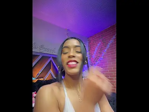 FiorellaBossh_ Live XXX-chat