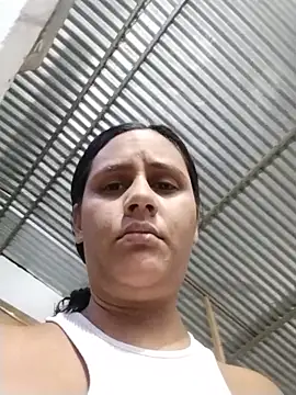 Chat +18 de Andreita_95 ao vivo