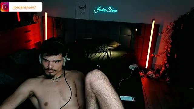 Chat +18 de JordanShow ao vivo