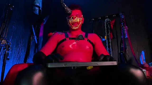 צ'אט XXX בשידור חי של Master_Connor_BDSM