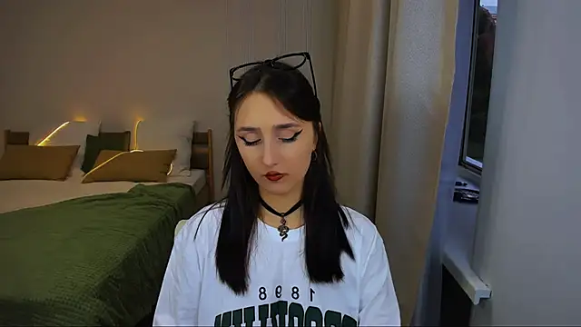 JulietteMonli Live XXX-chat