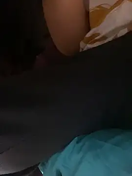 צ'אט XXX בשידור חי של GusanoDelicioso