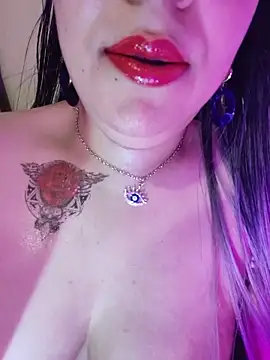 Doodqueen 即時 XXX 聊天