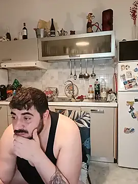 Chat XXX ao vivo de bear_skinny