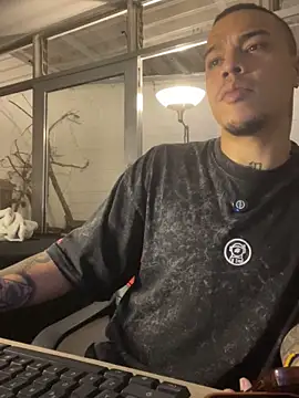 AlphaMasterXxx live XXX chat