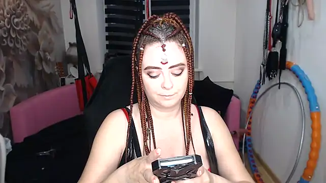 Živý XXX chat MISSwithDOLLS