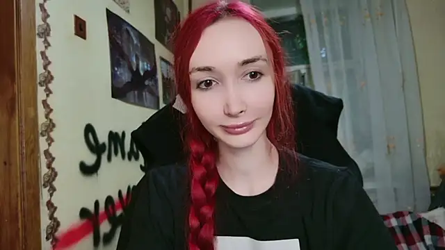 Chat +18 de Roxy_Silver ao vivo