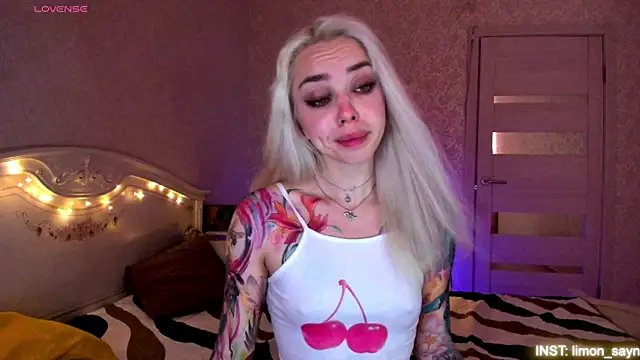 LillyMoure_ Obrolan Langsung XXX