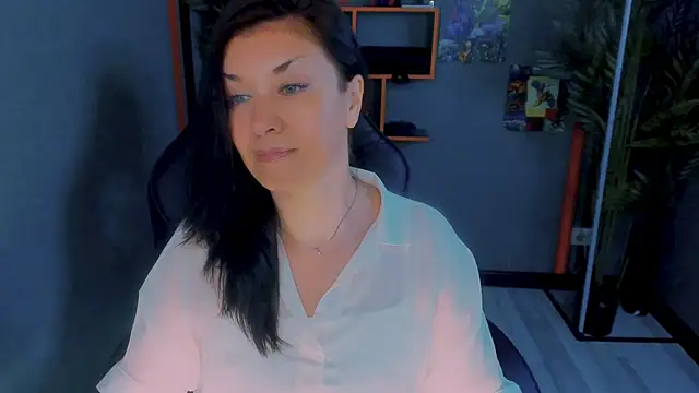 AnaMills' Live XXX Chat