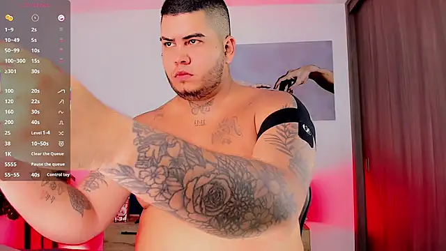 Thomas_chubbyxhot's Live XXX Chat