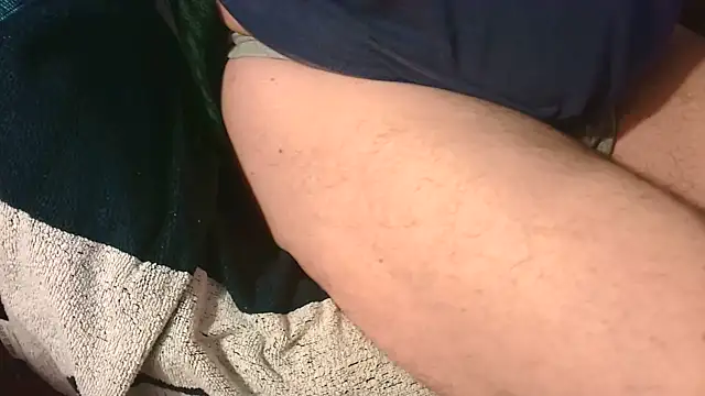 T0Yforeskin's Live XXX Chat