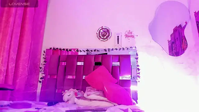 XXX chat uživo modela LiilithNyx