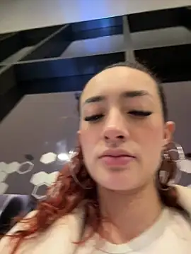 ariiel_ Chat XXX in diretta