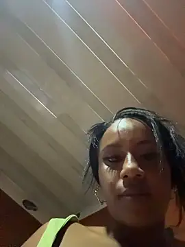 Chat XXX ao vivo de AlisonHoot69