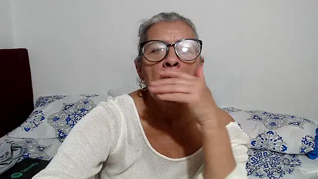 candy_mature_のライブXXXチャット