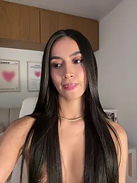 maddy_bronw_'s Live XXX Chat