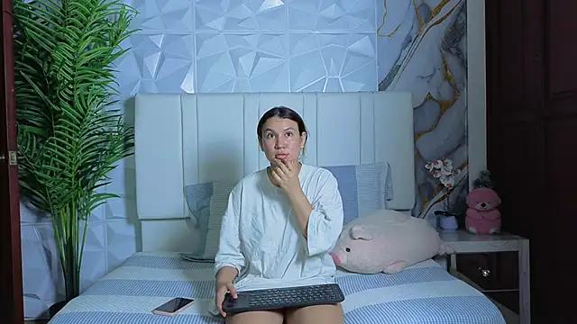 XXX chat uživo modela mily_and_mateo
