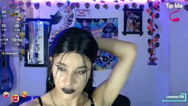 bastethott Adlı Modelin Canlı XXX Sohbeti