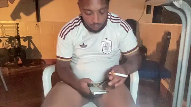 Chat +18 de Minidemonkush ao vivo