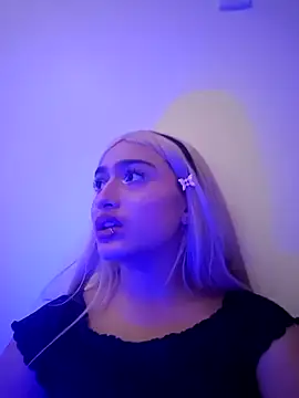 Nina-Mars' Live XXX Chat