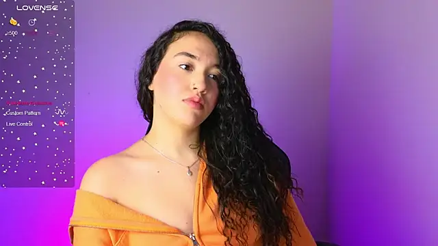 milly_03's Live XXX Chat