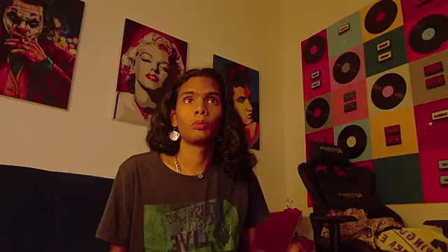 maxi_max0 ওয়েবক্যাম শো