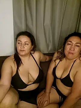 kitty_84 Adlı Modelin Canlı XXX Sohbeti