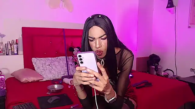 cellesthee's Live XXX Chat