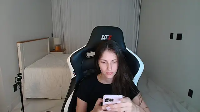 Chatroom XXX en direct de upssnowy