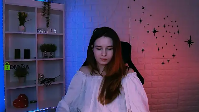 angie_foxy1's Live XXX Chat