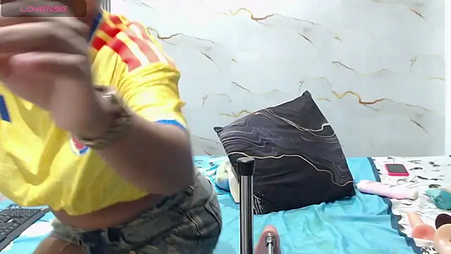Liaa_cams Adlı Modelin Canlı XXX Sohbeti