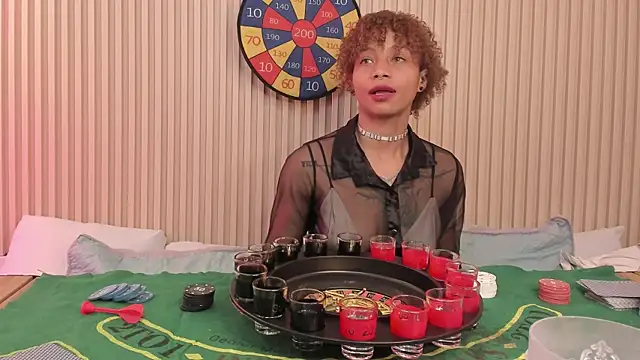 daiana_curly 现场XXX聊天